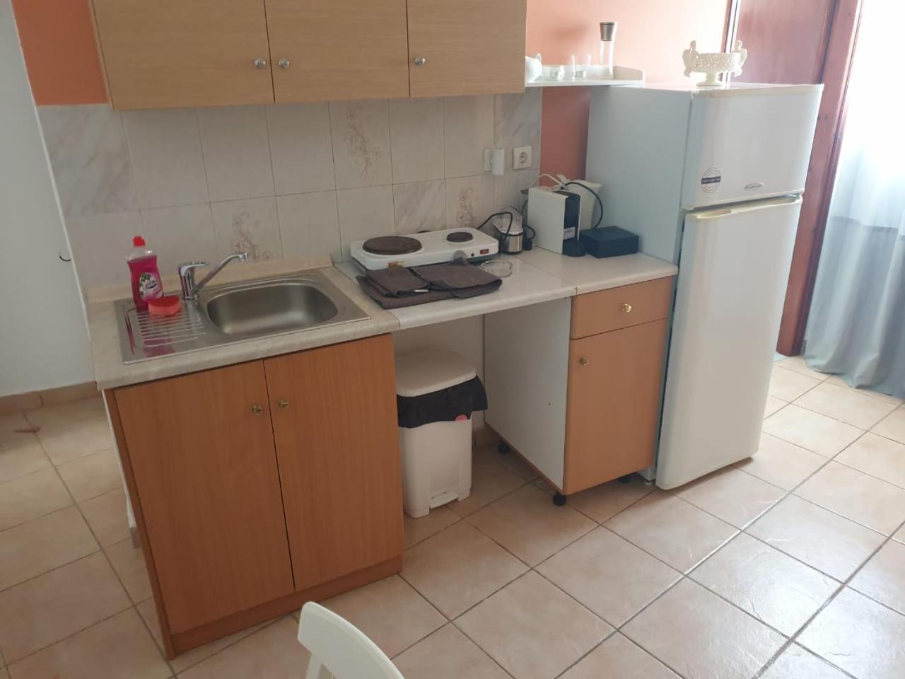 Studios Nina Amoopí Szoba fotó